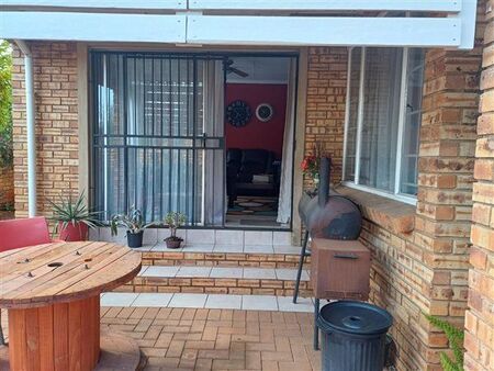 3 Bedroom Townhouse in Valhalla