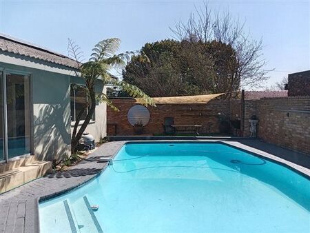 3 Bedroom House in The Reeds