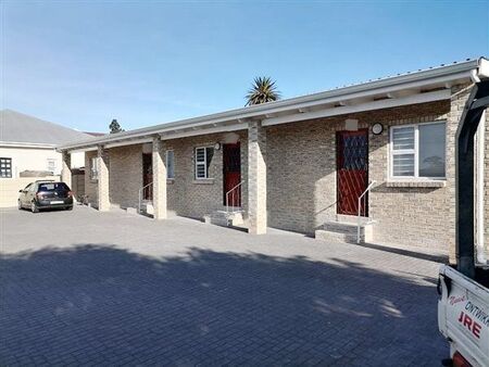1 Bedroom Apartment in Newton Park