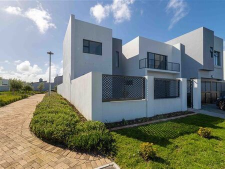 3 Bedroom House in Sandown