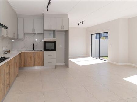 3 Bedroom Duplex in Sandown