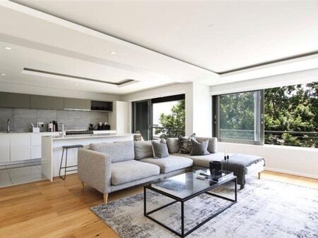 2 Bedroom Apartment in Sea Point
