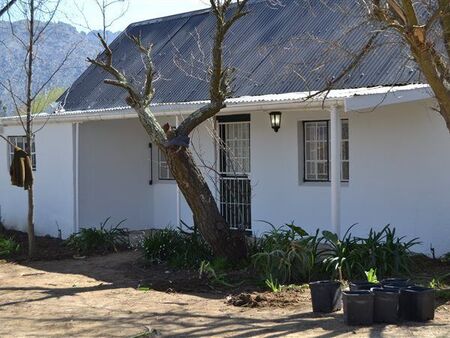 1 Bedroom House in Prince Alfred Hamlet