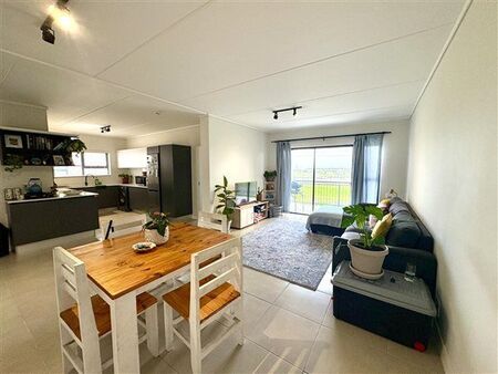 3 Bedroom Apartment in Somerset West Central