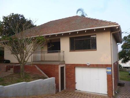 5 Bedroom House in Escombe