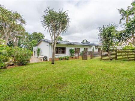 3 Bedroom House in Waterfall