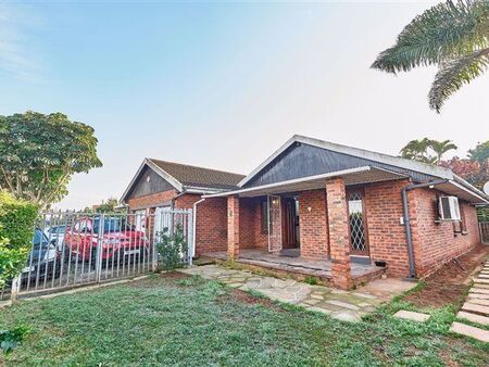 3 Bedroom Apartment in Amanzimtoti