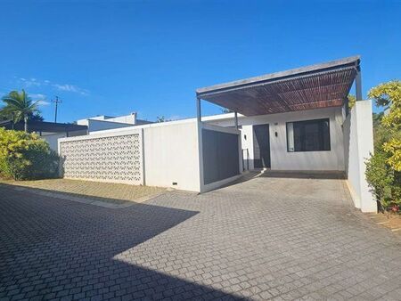 2 Bedroom Townhouse in Sheffield Beach
