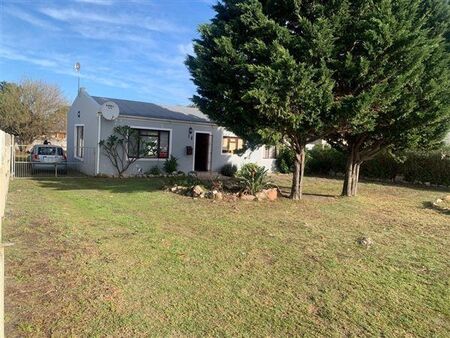 3 Bedroom House in Sandbaai