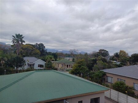 2 Bedroom Flat in George South