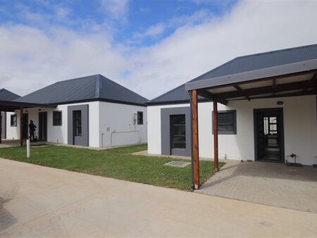 2 Bedroom Duet in Pacaltsdorp