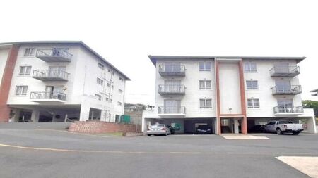 2 Bedroom apartment to rent in Verulam Central