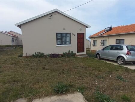 2 Bedroom House in Cove Rock