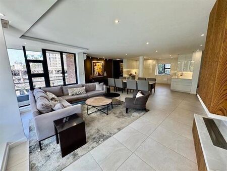 3 Bedroom Apartment in Morningside