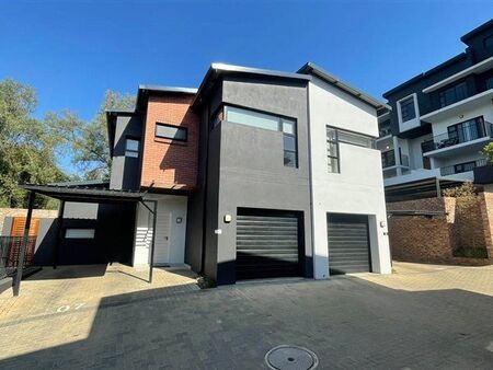 3 Bedroom Townhouse in Hurlingham