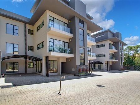 3 Bedroom Apartment in Houghton Estate