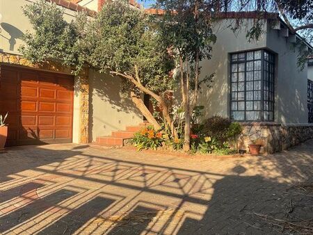4 Bedroom House in Linden