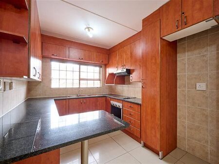 2 Bedroom Apartment in Sunninghill
