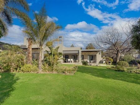 3 Bedroom House in Cedar Lakes