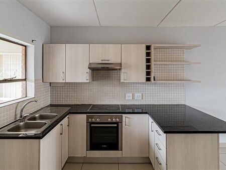 2 Bedroom Apartment in Pomona Ah