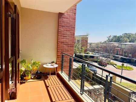 2 Bedroom Apartment in Douglasdale