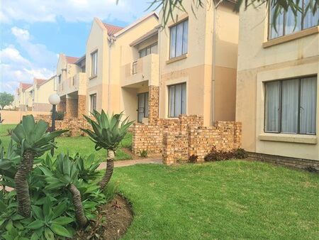 1 Bedroom Townhouse in Esther Park