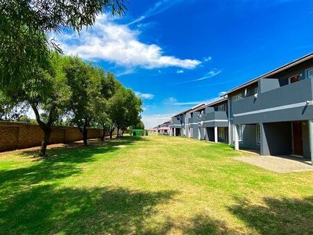 2 Bedroom Apartment in Comet