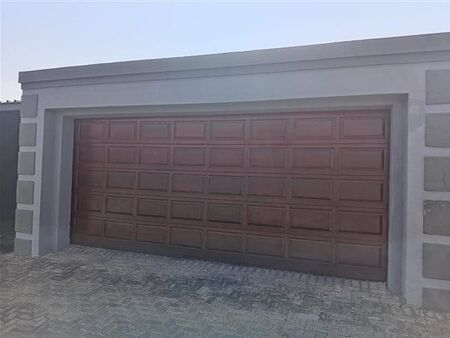 2 Bedroom Townhouse in The Reeds