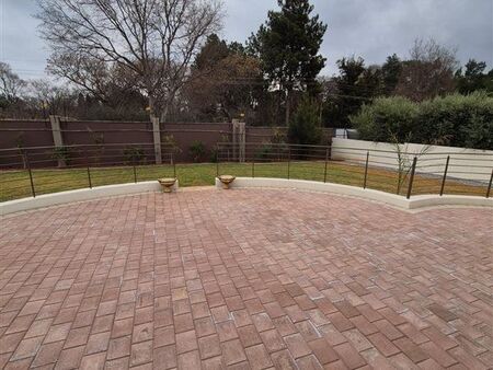 4 Bedroom House in Raslouw