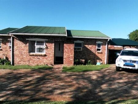 2 Bedroom Townhouse in Lorraine