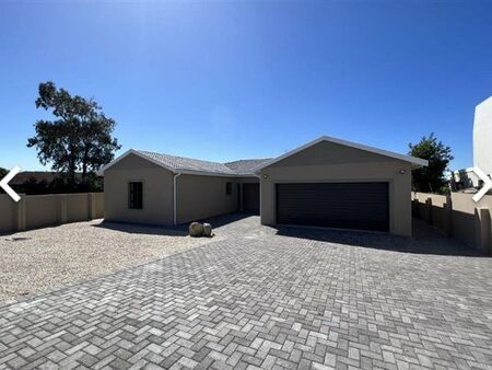 4 Bedroom House in Fountains Estate