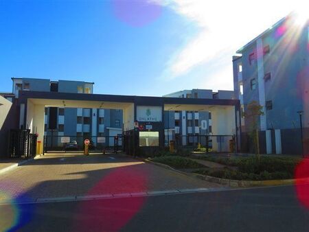 2 Bedroom Apartment in Parklands