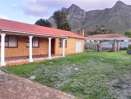 2 Bedroom House in Kleinmond