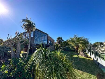 3 Bedroom House in Dana Bay