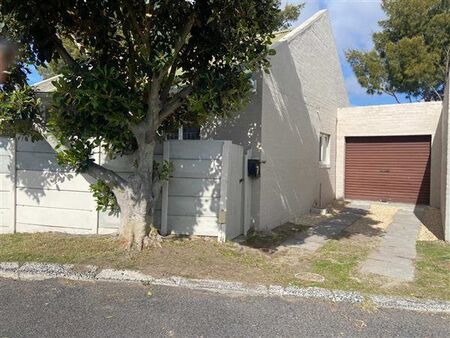 3 Bedroom House in Sunnydale