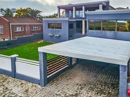 5 Bedroom House in Berg En Dal