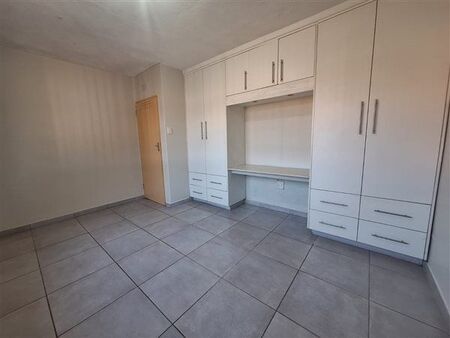 3 Bedroom Flat in Brackenham