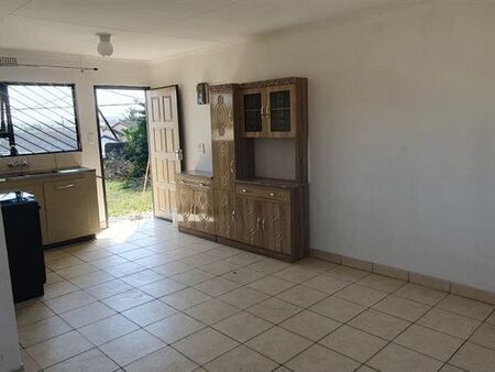 2 Bedroom House in Brackenham