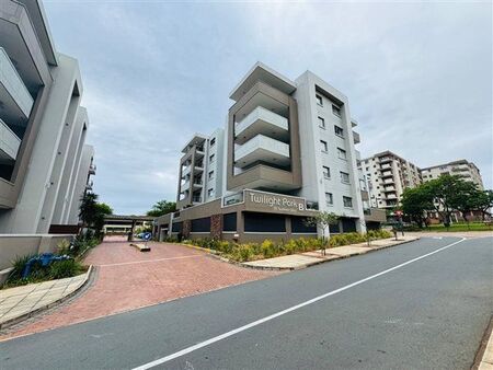 3 Bedroom Apartment in New Town Centre