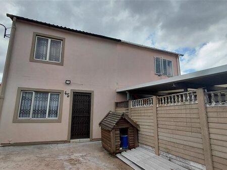 2 Bedroom House in Caneside