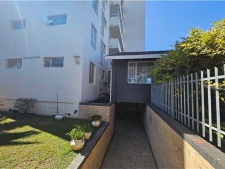 2 Bedroom Apartment in Morningside
