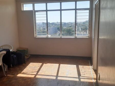 1.5 Bedroom Apartment in Overport