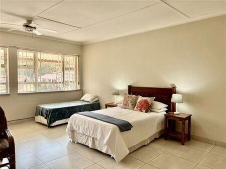 1 Bedroom Apartment in Amanzimtoti