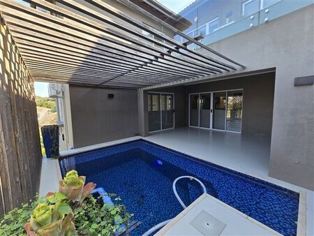 5 Bedroom House in Salt Rock