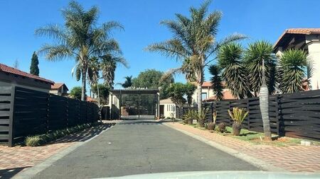 2 Bedroom apartment to rent in Beyers Park, Boksburg