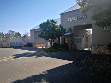2 Bedroom duplex apartment to rent in Witkoppen, Sandton