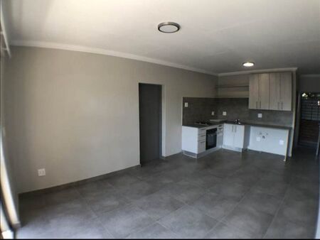 1 Bedroom Apartment in Roseville
