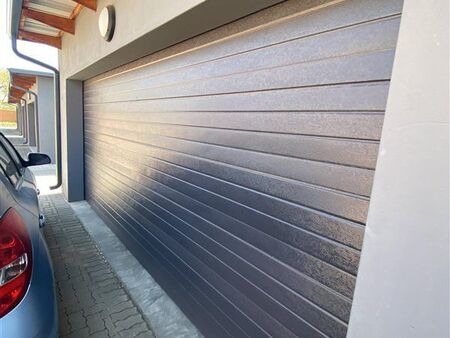 3 Bedroom Apartment in Sinoville