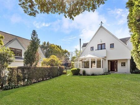 4 Bedroom House in Bryanston
