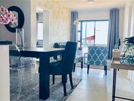 3 Bedroom Apartment in Wynberg